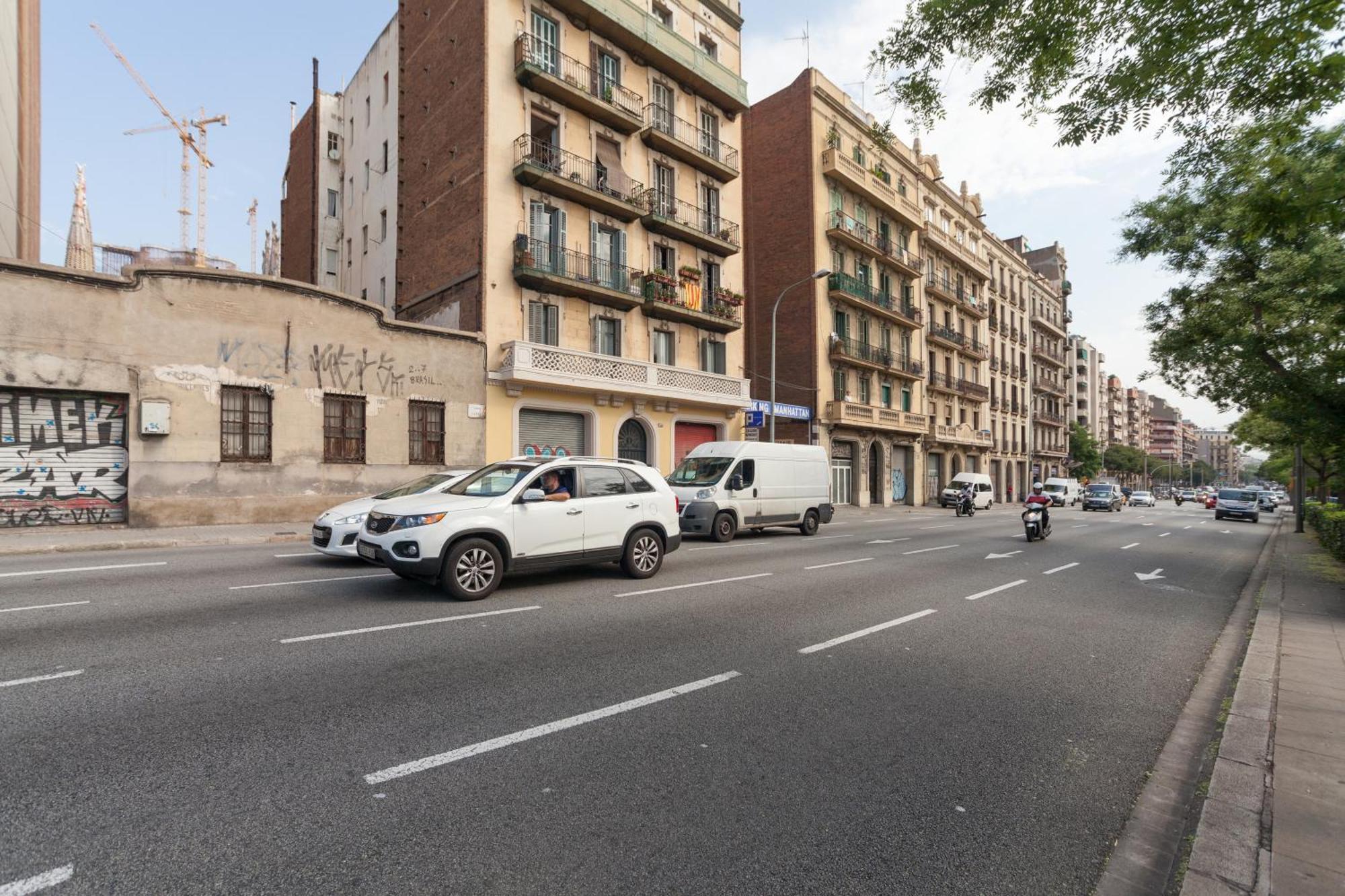 Housalia Sagrada Familia Barcelona Eksteriør billede