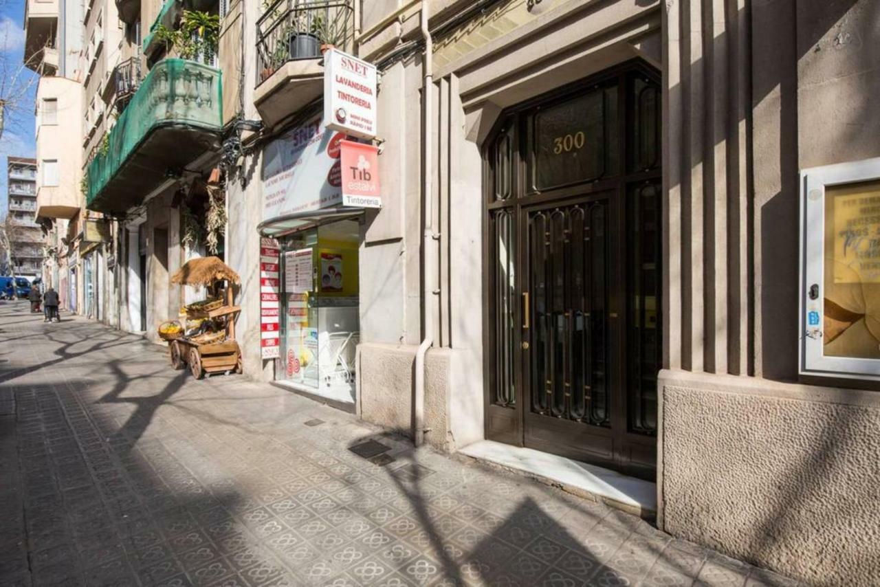Housalia Sagrada Familia Barcelona Eksteriør billede
